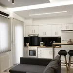 Thess Home Now Luxury Apartment